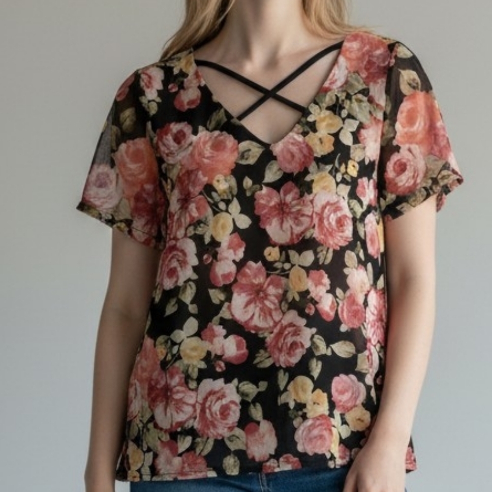 Romantic Florals Crisscross Mesh V-Neck Short Sleeve Top